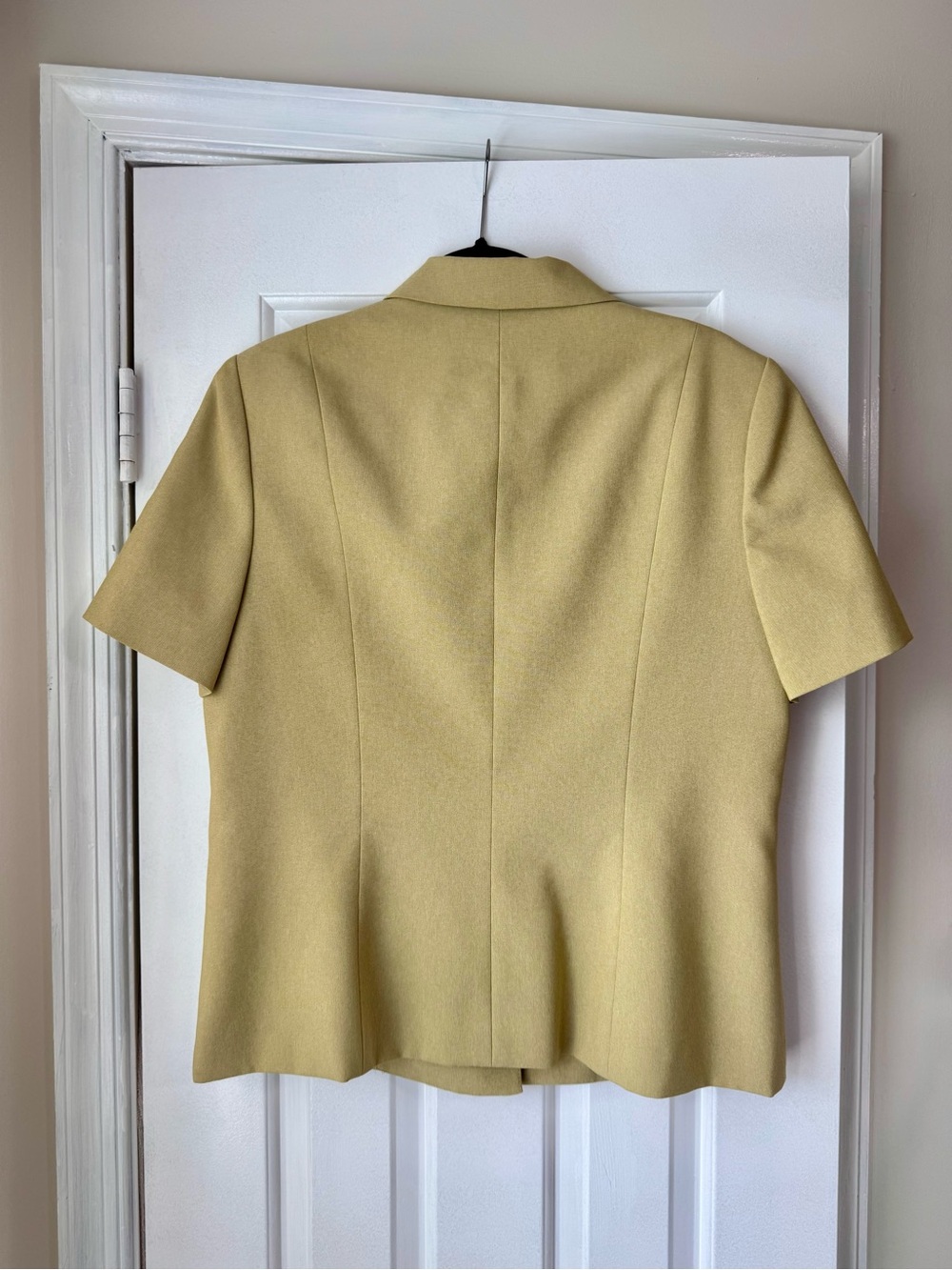 Le Suit Women's Two-Piece Short Sleeve Skirt Set in Olive - Picture 4 of 6